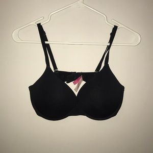 PINK Victoria’s Secret bra